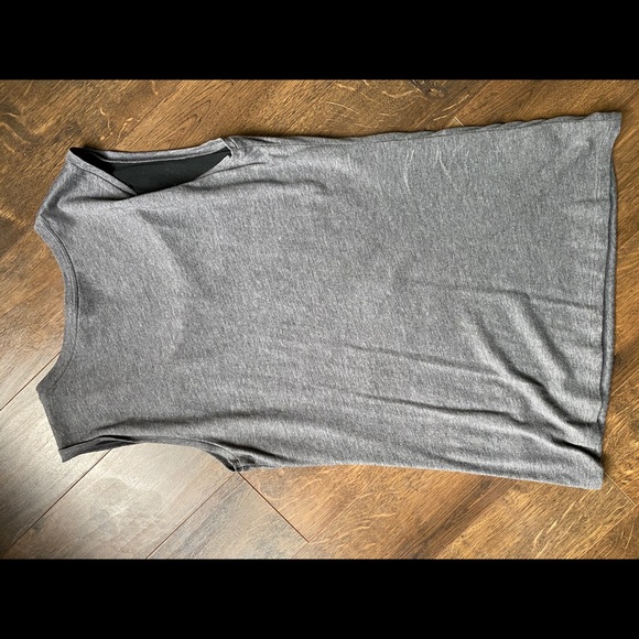 Silver sequined t-shirt - Picture 3 of 3